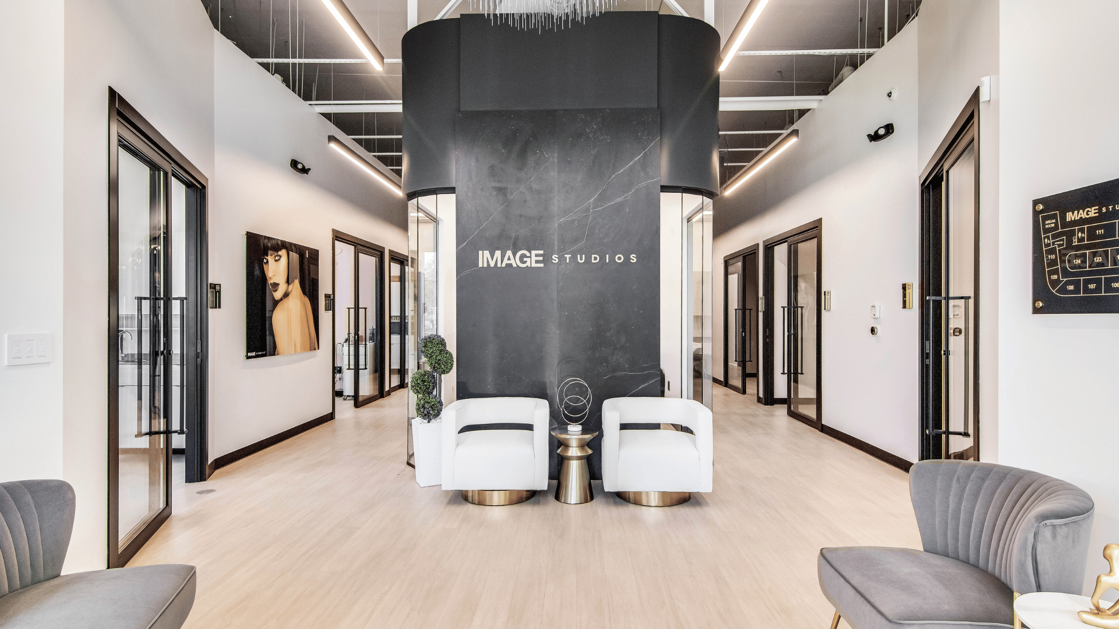 The Explosive Growth of the Salon Suite History